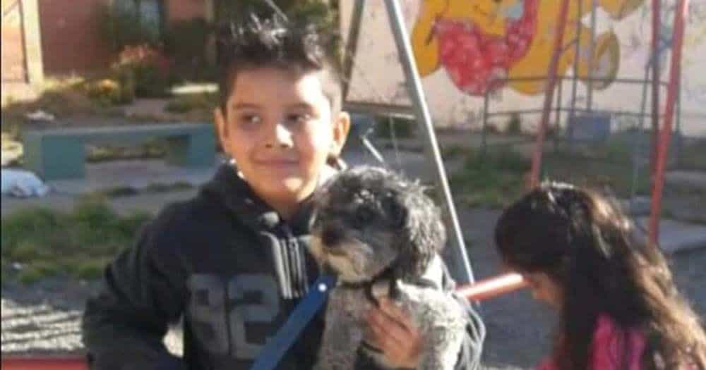 Un niño con autismo ofrece su bici para recuperar a su perro