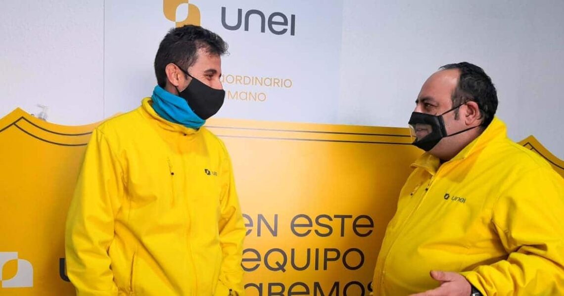 Unei Mascarilla Transparente