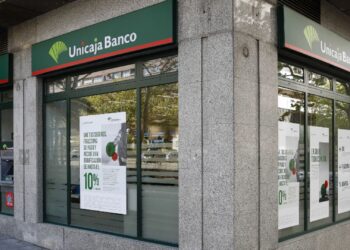 Abono de la paga extra de las pensiones por Unicaja Banco