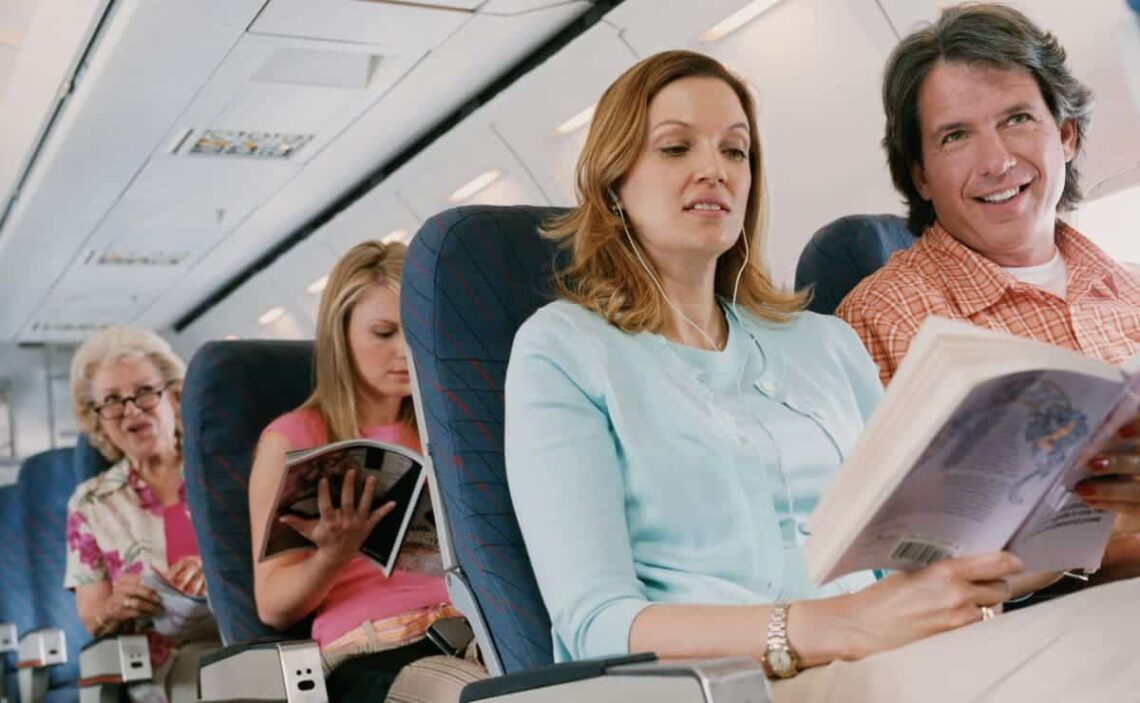 Viajar subsidio por desempleo./ Foto de Canva