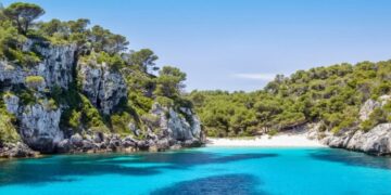 Viajes El Corte Inglés lanza una oferta irrechazable para conocer Menorca