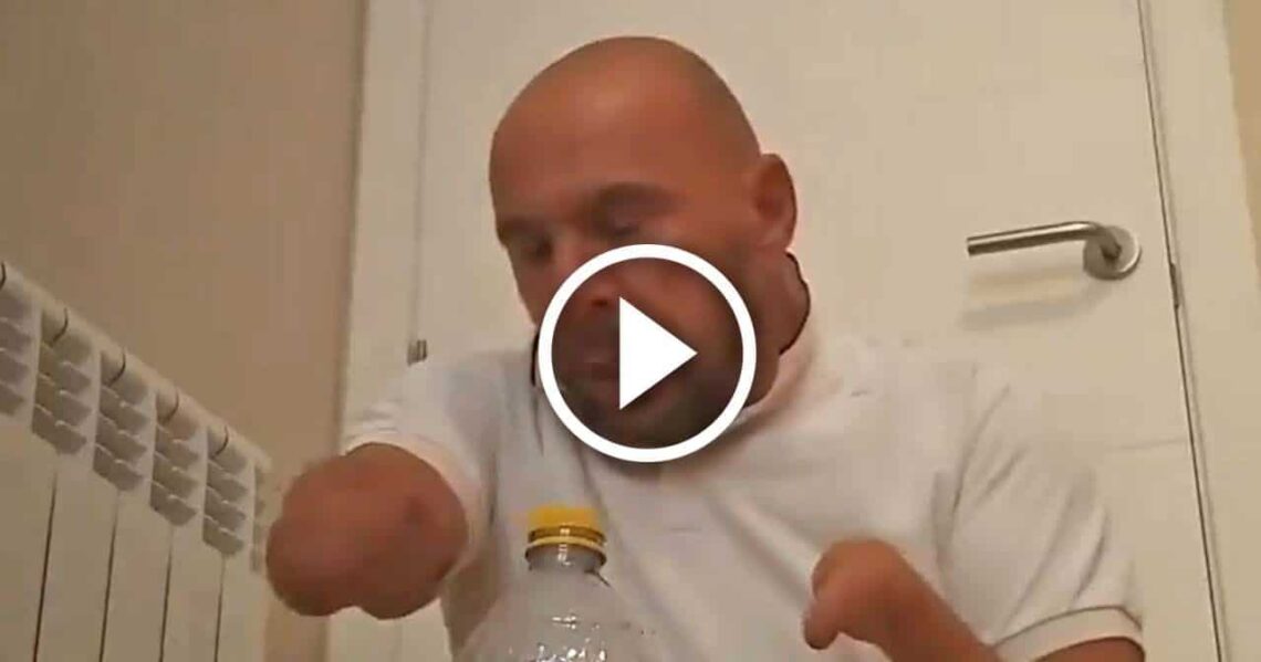 Xavi Torres ha vuelto a mostrar su buen humor con este reto viral