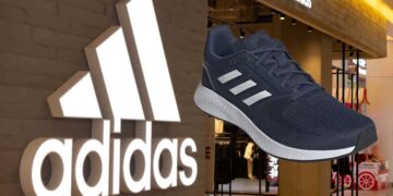Zapatillas Adidas en El Corte Inglés./ Licencia Adobe Stock