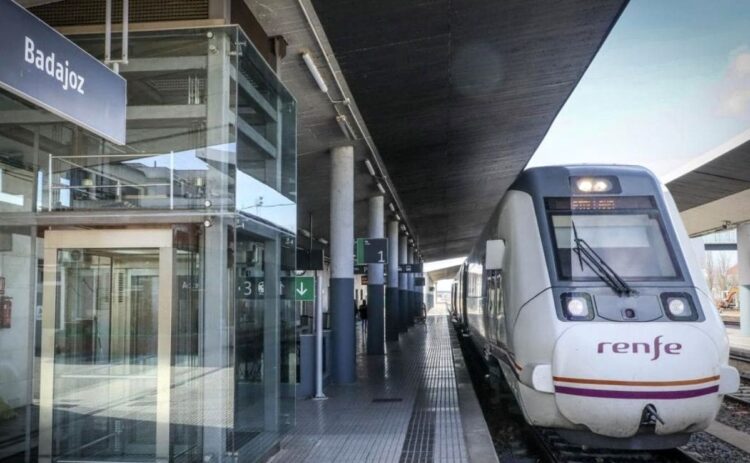accesibilidad estacion de trenes Badajoz RENFE ADIF