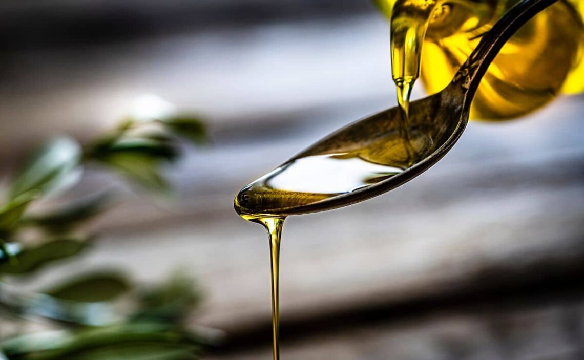 aceite oliva líquido jugo zumo aceituna organismo
