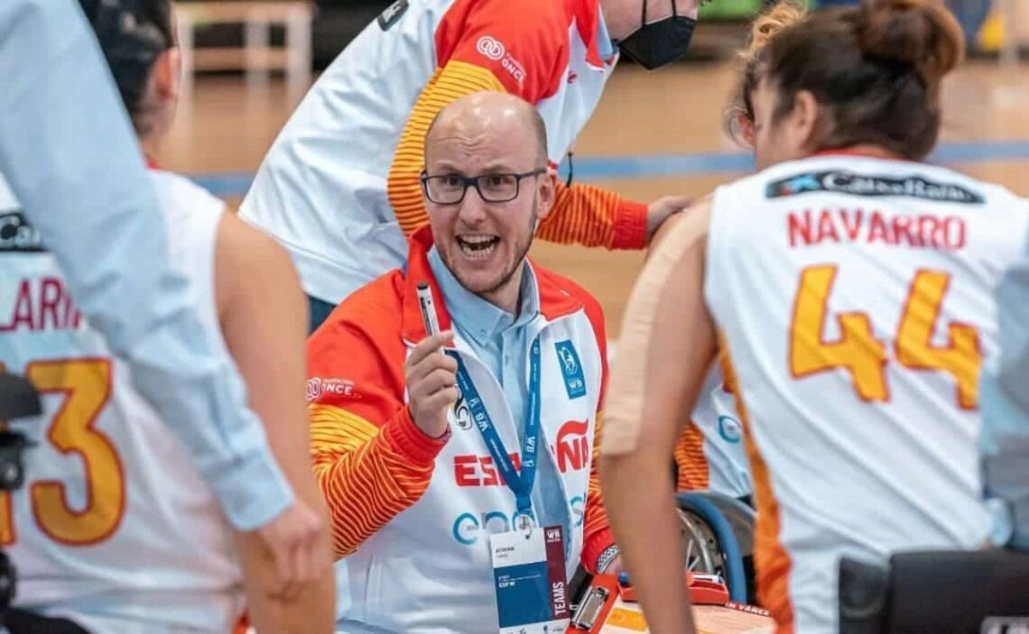 Adrián Yáñez deja su cargo como seleccionador español femenino de baloncesto en silla de ruedas FEDDF