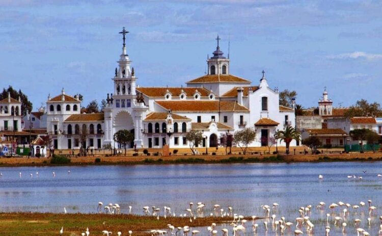 Ermita de El Rocío, situada en Almonte (Huelva)