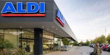 Banco de almacenaje de Aldi disponible en sus tiendas