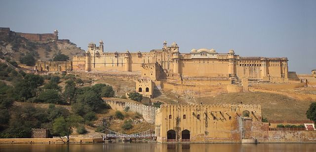 Amber Fort Jaipur accesible.