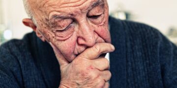 anciano dependencia persona mayor dependientes