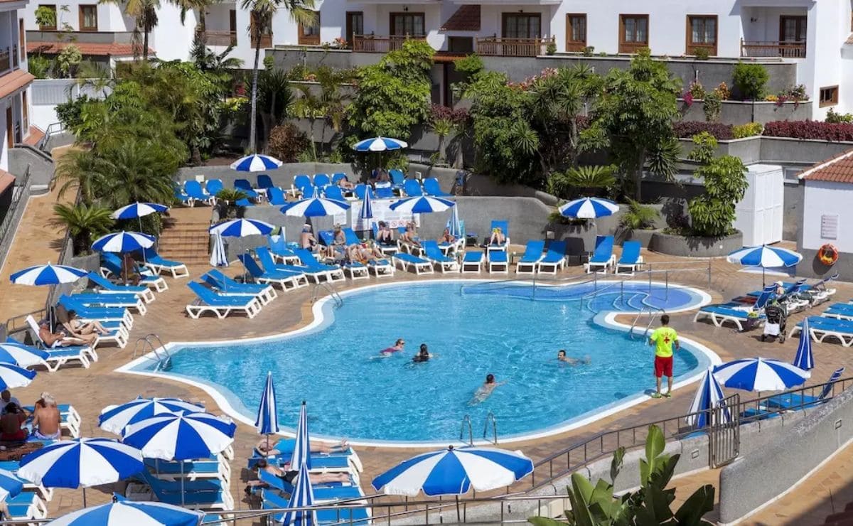 Piscina del Apartamento Casablanca, alojamiento que ofrece Carrefour Viajes en Tenerife