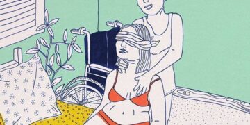 dos personas en la cama y una silla al fondo