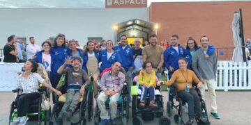 ASPACE Sevilla roza el cielo llegando a Santiago con su proyecto 'Todos los Ángeles vuelan'