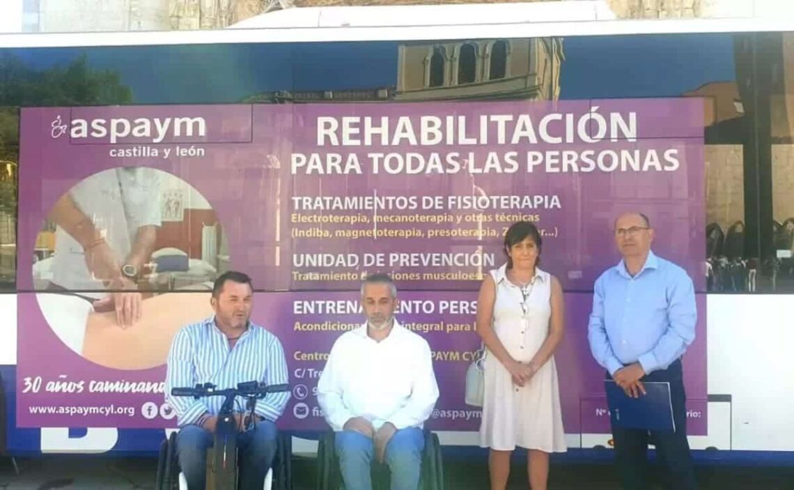 ASPAYM Castilla y León lanza un recordatorio en los autobuses de Valladolid para celebrar sus 30 años