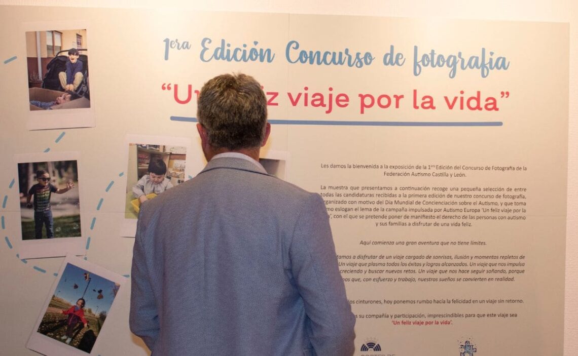 Exposición 'Un feliz viaje por la vida' de la Federación Autismo de Castilla y León