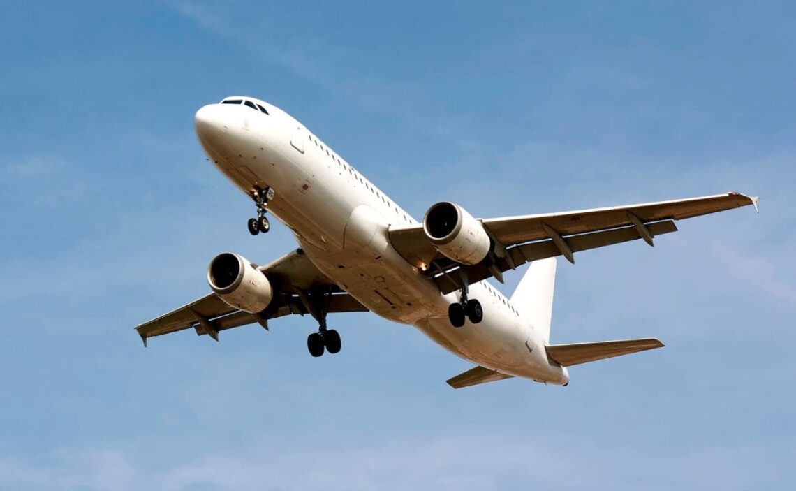 Mundiplan contrata un avión para transportar a los jubilados del IMSERSO