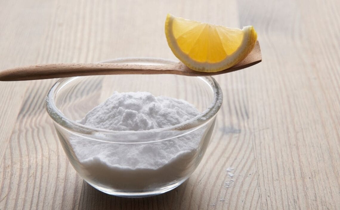 Efectos de tomar agua con bicarbonato y limón