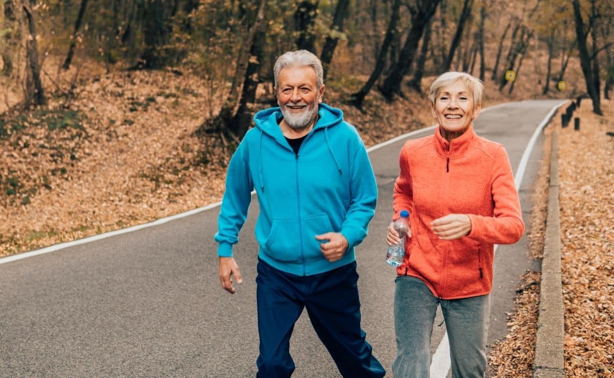 beneficios deporte mayores ejercicio físico entrenamiento compañía circulación