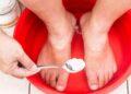Así puedes utilizar el bicarbonato para cuidar tus pies
