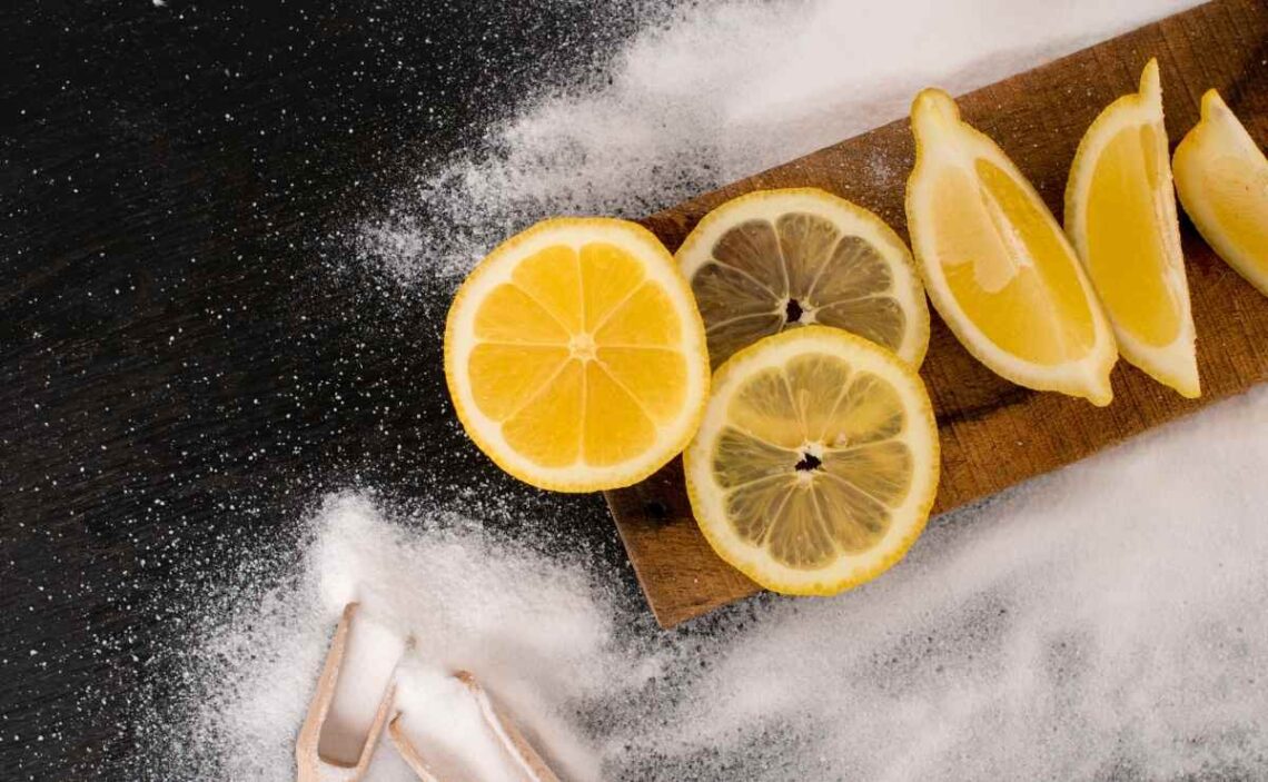 ¿Por qué el limón mezclado con este ingrediente mejora nuestro organismo?