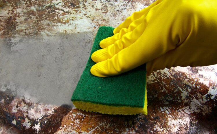 Cómo hacer limpieza de sartenes con bicarbonato