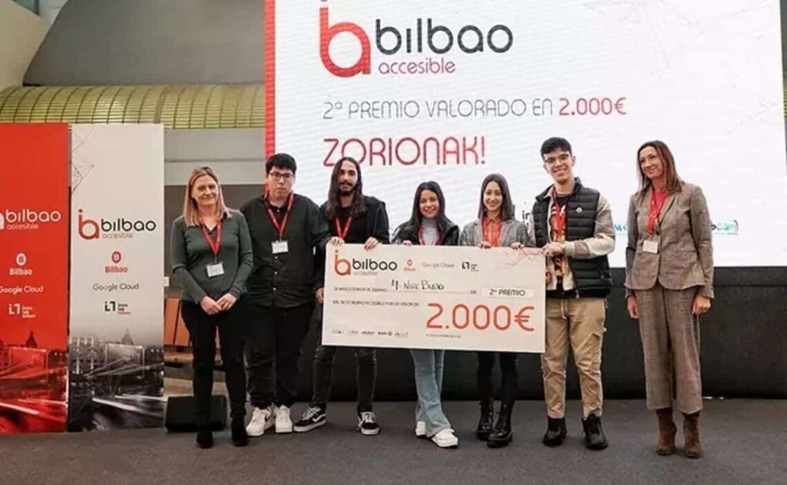 El proyecto 'Bilbao Accesible' premia dos soluciones para mejorar la accesibilidad urbana