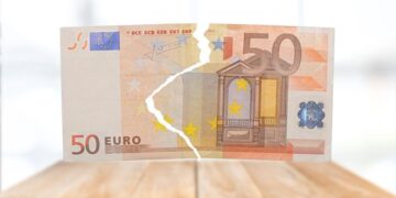 El Banco de España explica qué hacer con un billete roto