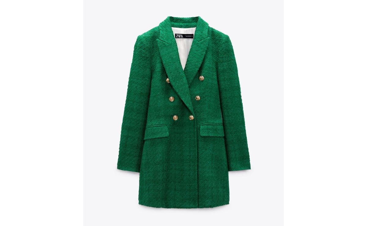 La blazer más original y elegante de Zara rebajada en sus 'Special Prices'