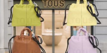 El bolso mediano de Tous en los colores en tendencia de la temporada