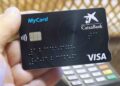 caixabank tarjeta braille discapacidad visual banco entidad financiera bancario