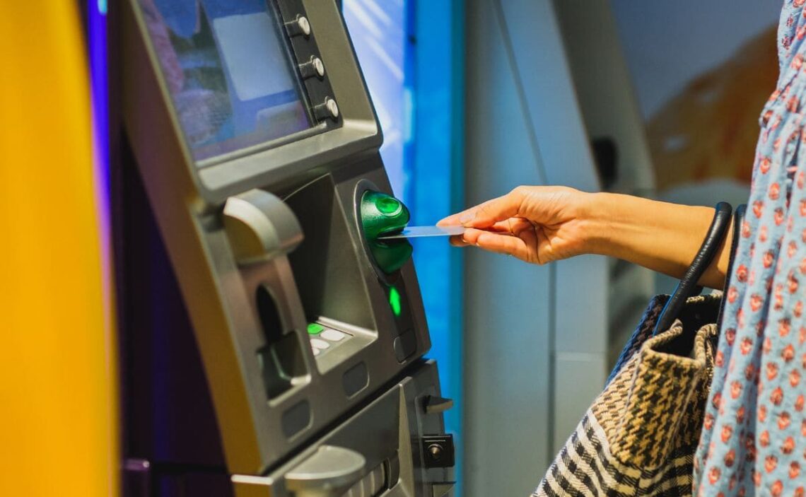 Estos son los mejores cajeros automáticos para sacar dinero