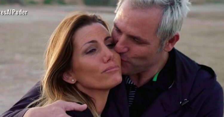 Santi Cañizares junto a su esposa, Mayte García. Foto: Telecinco