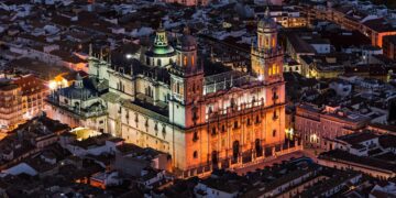 Catedral de Jaén, uno de los destinos que oferta la Junta de Andalucía para las personas mayores con el programa Inturjoven