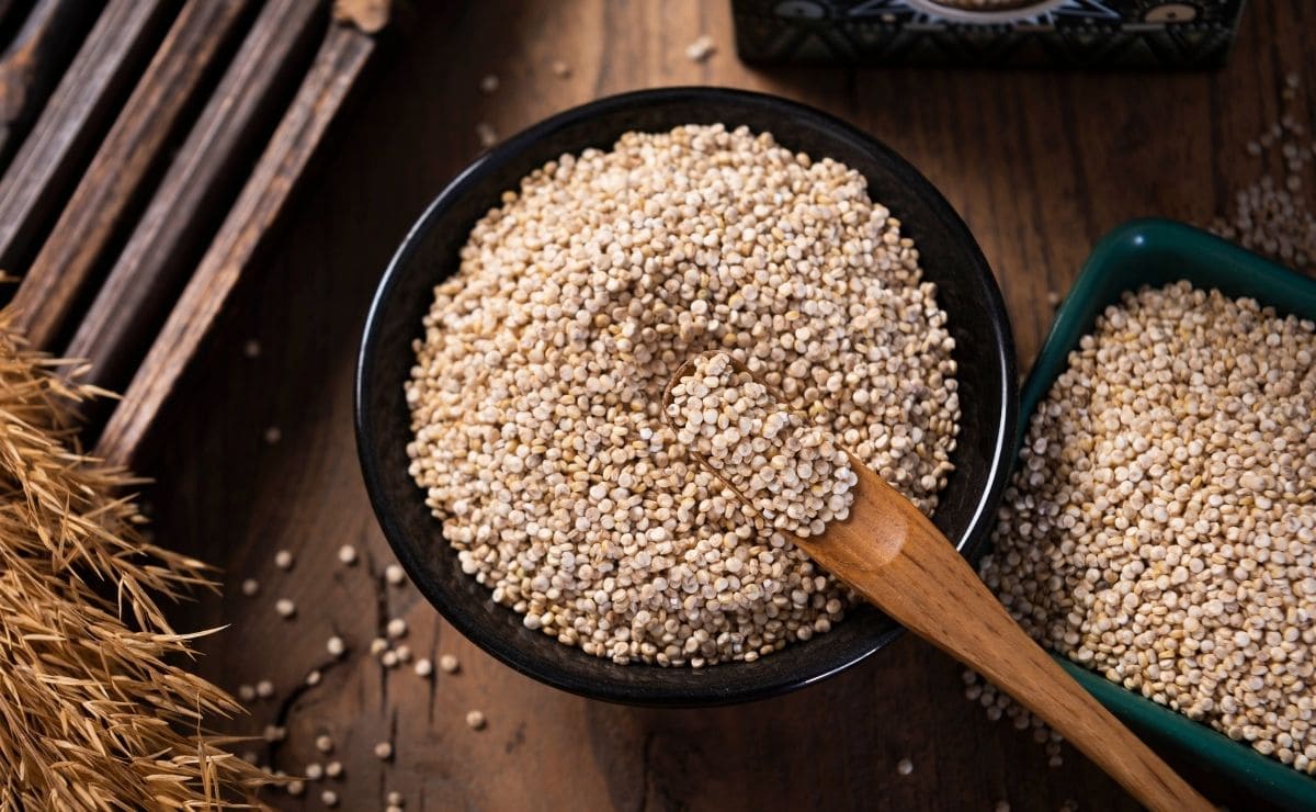 cereal quinoa digestión beneficios salud dieta fibra alimento comida