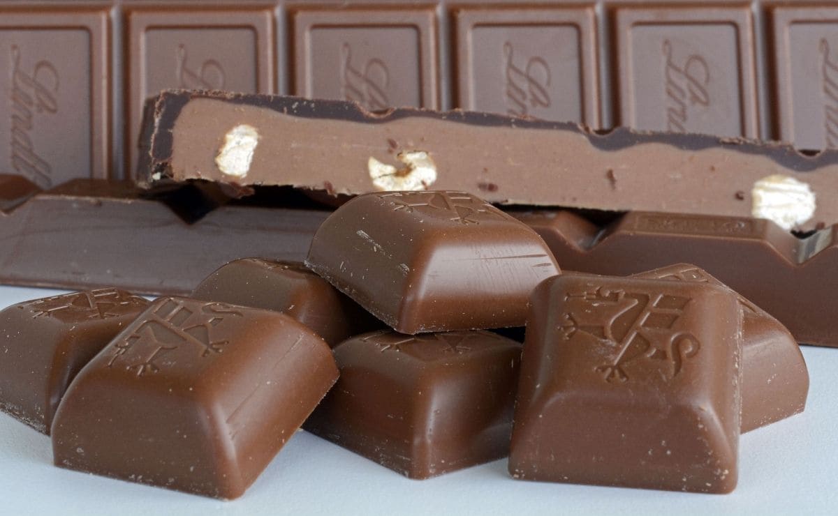 El chocolate negro es uno de los mejores antioxidantes para reducir los triglicéridos