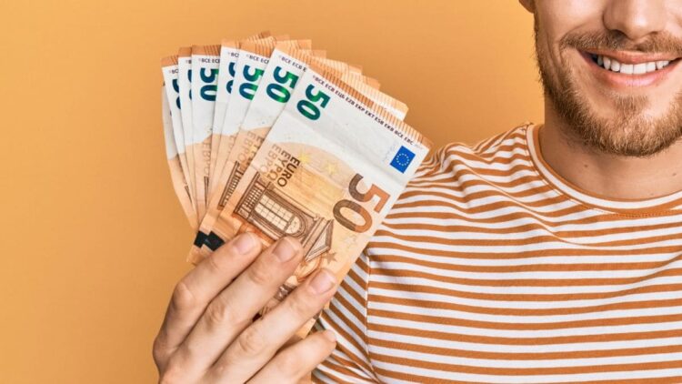 Estos son los bancos que pagarán la pensión no contributiva el día 25 de agosto