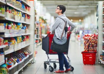 Cómo ahorrar hasta 300 euros en la cesta de la compra del supermercado