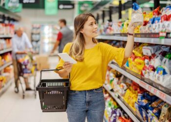 Estos son los supermercados más baratos según la OCU en 2023