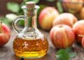 Estas son las contraindicaciones de tomar vinagre de manzana