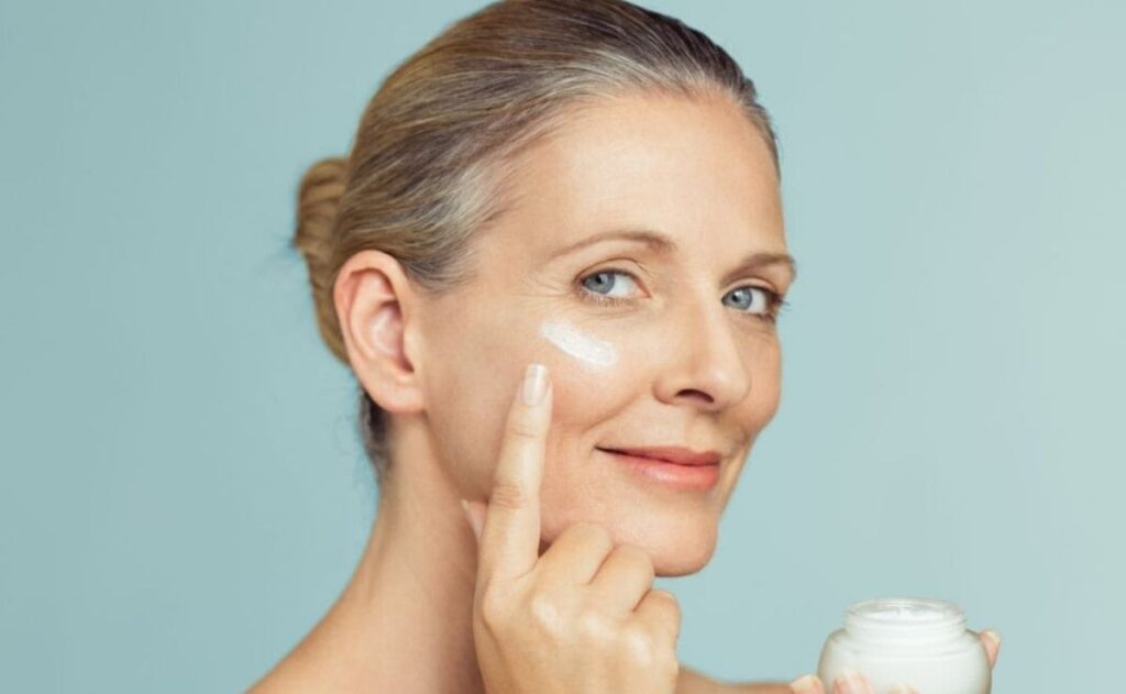 Las 3 cremas antiedad para la piel que más recomiendan los dermatólogos