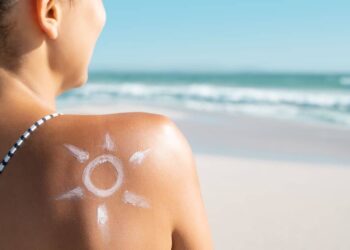 crema solar piel cuerpo filtro riesgos organismo ocu