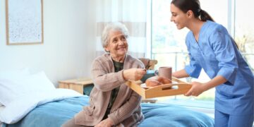 La Comunidad de Madrid gestiona las ayudas a la dependencia en la CCAA