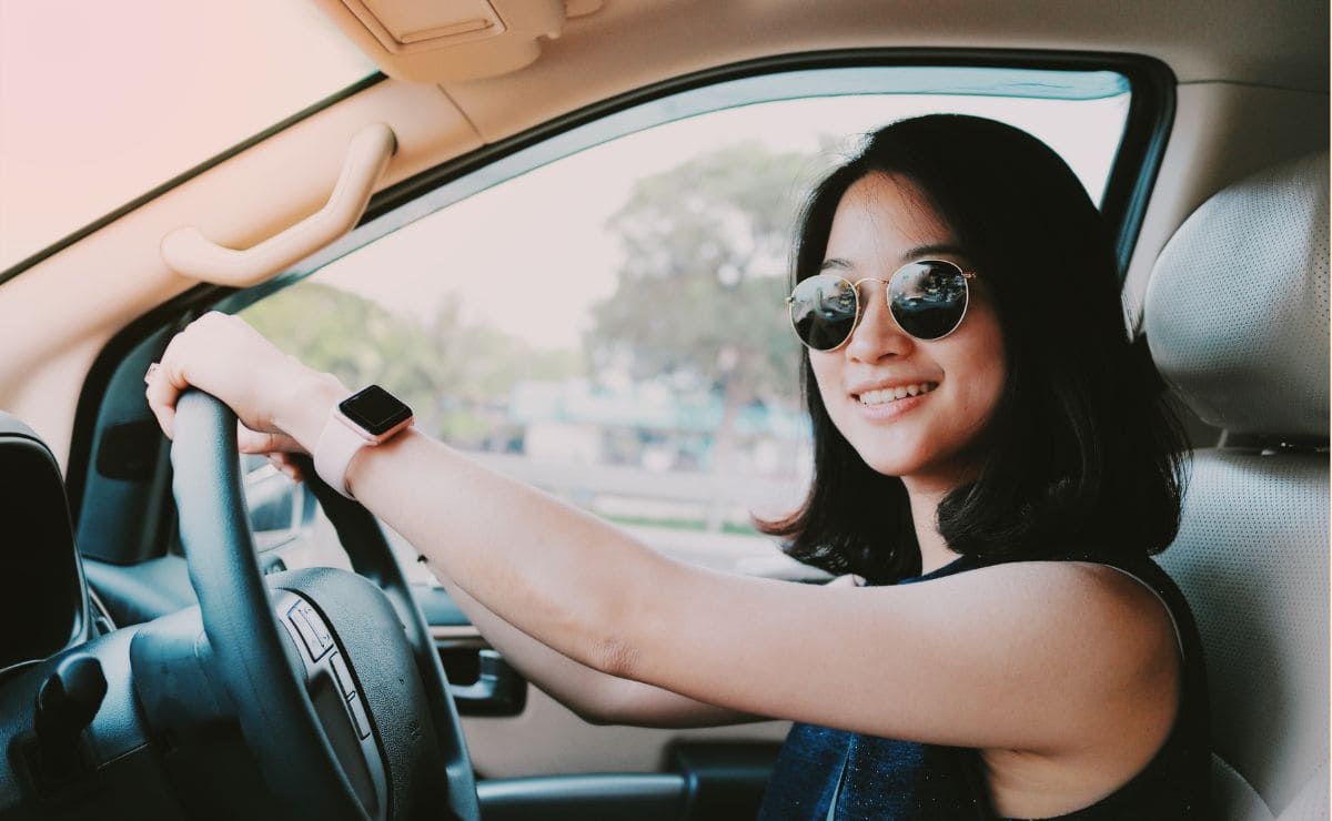 La DGT señala cuales son las mejores gafas de sol para conducir