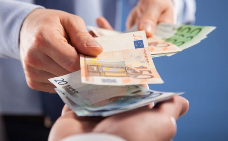Austria ofrece empleo en España, pagando 2.300 euros al mes a los trabajadores