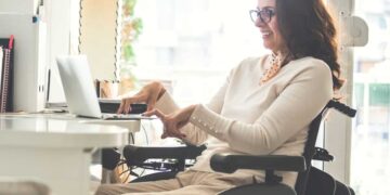 Personas que cobrarán más de 1.400 euros en pensión por discapacidad