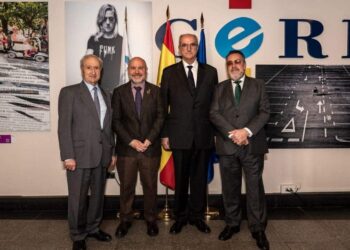 El doctor Fernández Jaén recibe el premio cermi.es por su impulso a la medicina deportiva paralímpica
