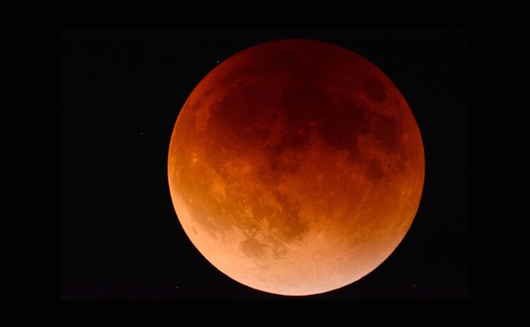 eclipse lunar luna del trueno