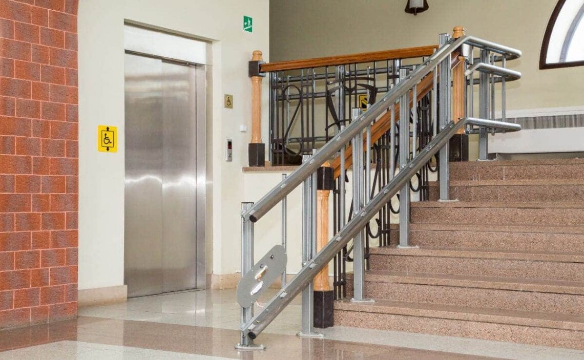 La ley recoge que hacer accesible el edificio o zonas comunes no requiere la aprobación de la junta de propietarios