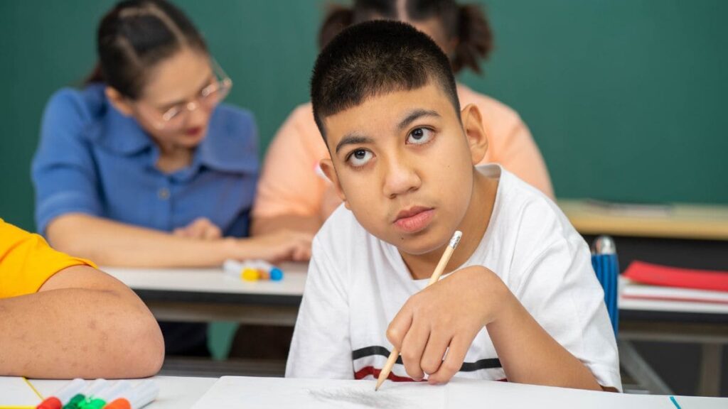 La importancia de los centros escolares para detectar las necesidades educativos espaciales de cada niño