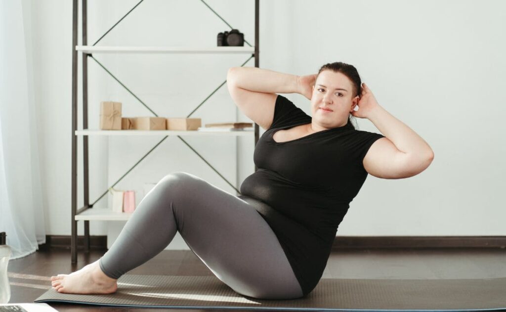 Ejercicios físicos de abdominales en casa